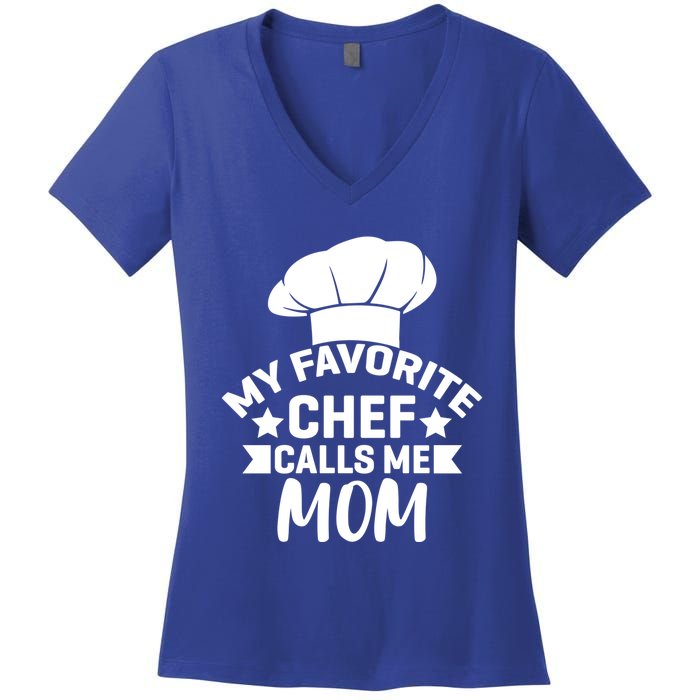 Mom Cooking Funny Quote Chef Humor Sayings Gift Women's V-Neck T-Shirt