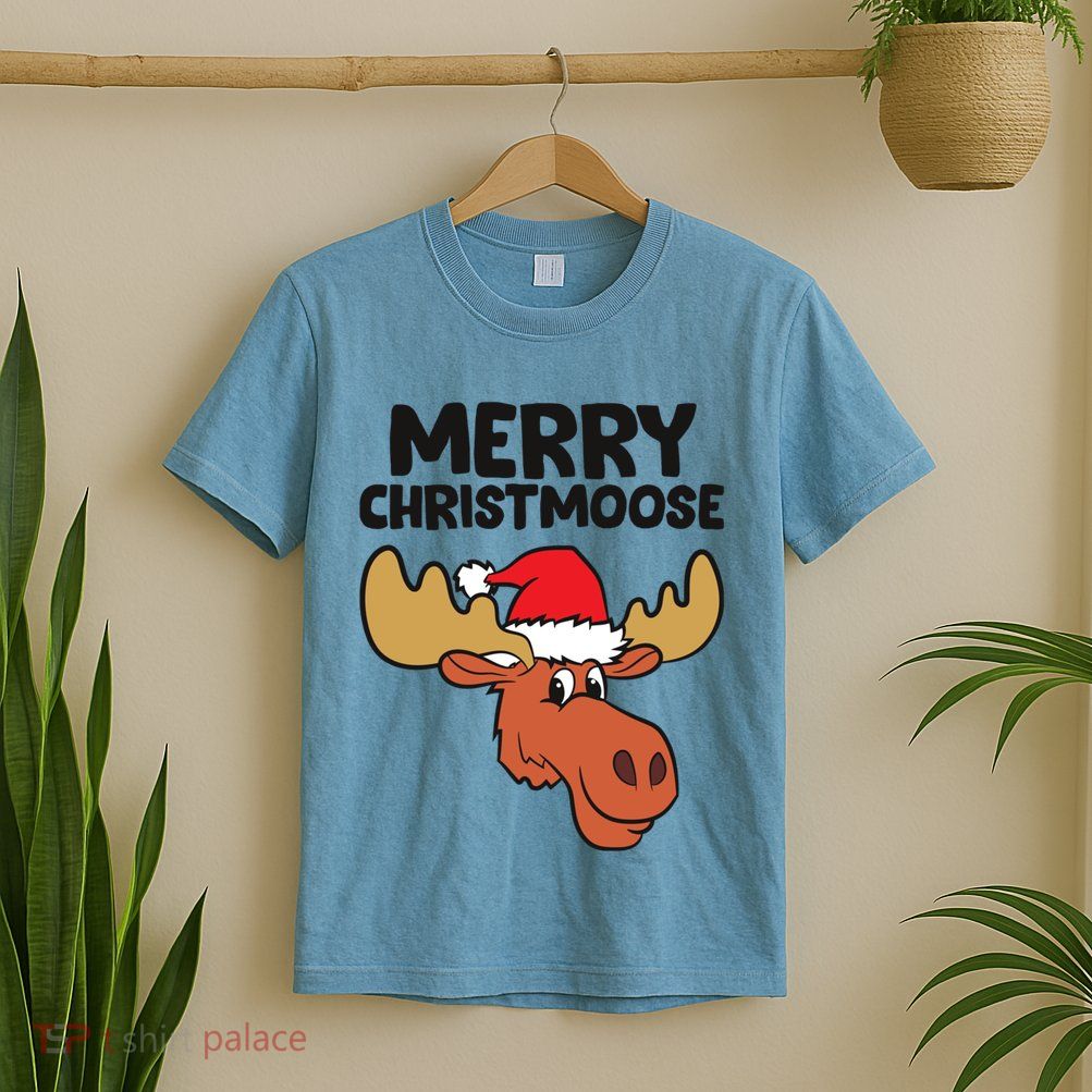 Merry Christmoose Funny Moose Christmas Hat Moose Cool Gift T-Shirt