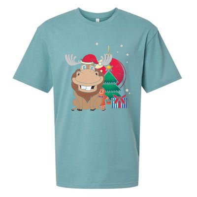 Merry Christmas Forest Animal Lover Xmas Tree Moose Gift Sueded Cloud Jersey T-Shirt