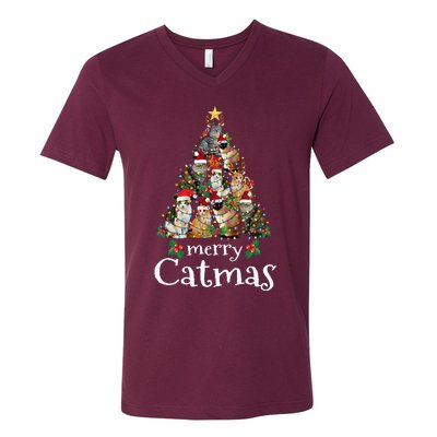 Merry Catmas Funny Cat Mom Cat Dad Christmas Cat V-Neck T-Shirt