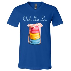 Macaron Cool Gift Lovers French Cookie Macaroons Baker Bakers Gift V-Neck T-Shirt