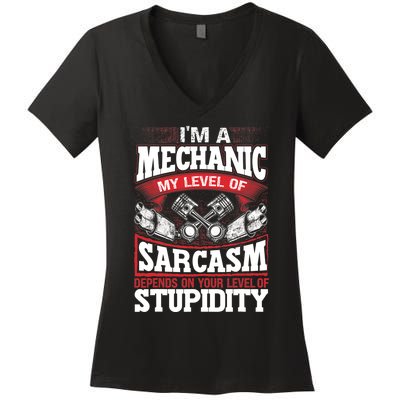 Mechanic Car Guy Im A Mechanic Women's V-Neck T-Shirt