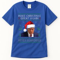 Make Christmas Great Again Trump Mug Shot Never Surrender  Tall T-Shirt