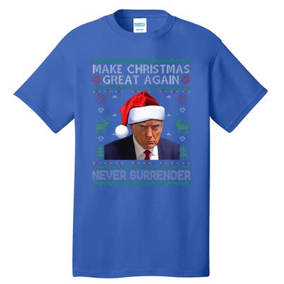 Make Christmas Great Again Trump Mug Shot Never Surrender  Tall T-Shirt