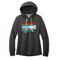 Magic Claw Has No Children His Days Are Free And Wasy Women's Fleece Hoodie