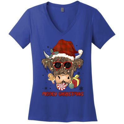 Mooey Christmas Hairy Highland Cow Xmas Light Santa Hat Gift Women's V-Neck T-Shirt