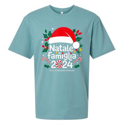 Merry Christmas Italian Family Natale In Famiglia 2024 Italy Tank Top Sueded Cloud Jersey T-Shirt