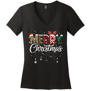 Merry Christmas Leopard Buffalo Red Plaid Santa Family  Women's V-Neck T-Shirt