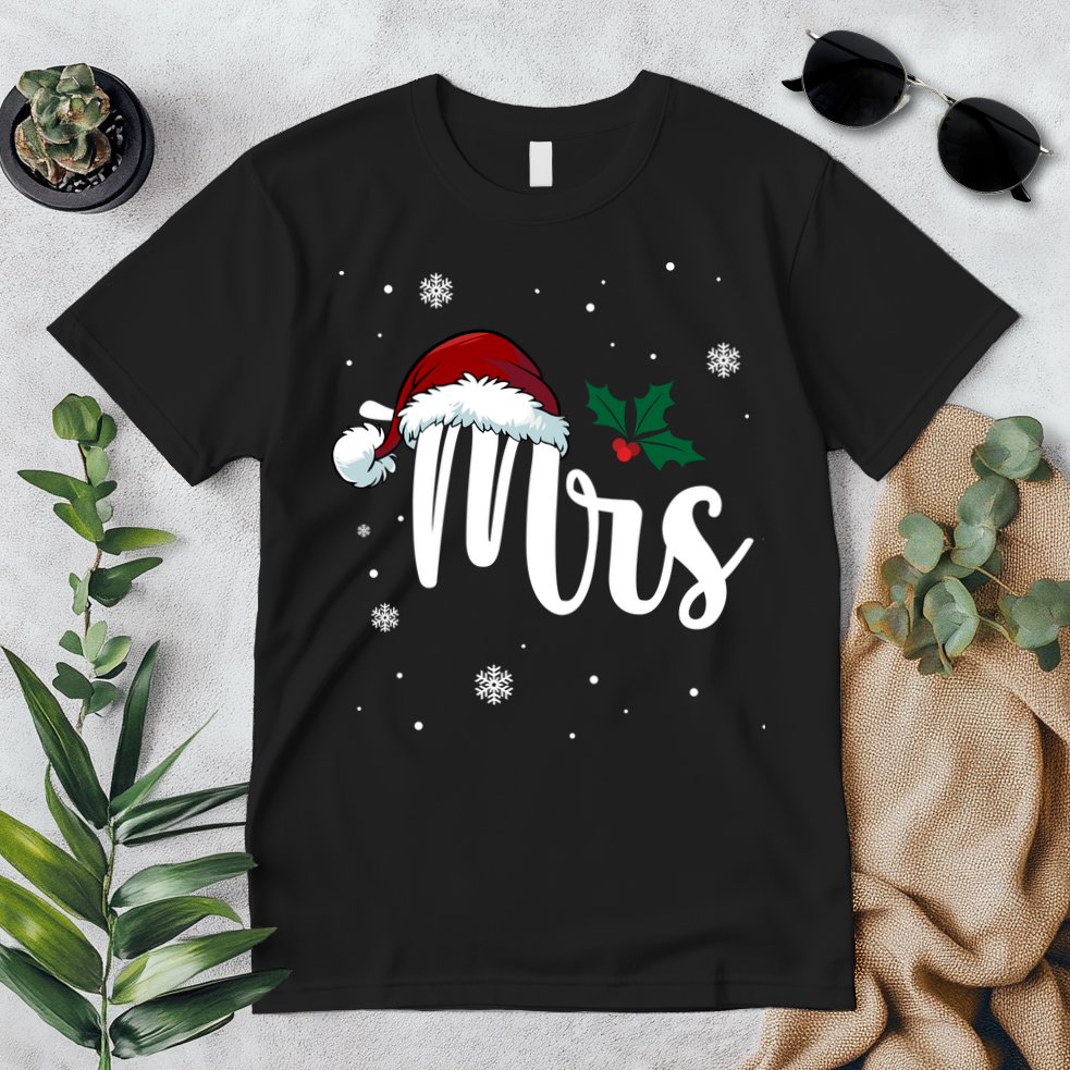 Mrs. Claus Matching Family Christmas Premium T-Shirt
