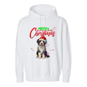 Merry Christmas Newfoundland Dog Santa Hat Lights Snowflakes Cute Gift Garment-Dyed Fleece Hoodie