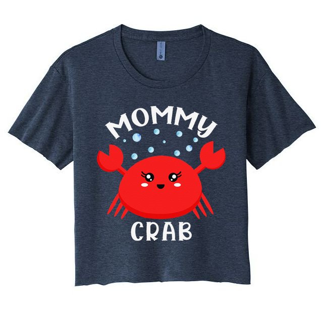 Mommy Crab Ocean Animal Crab Zodiac Funny Announcement Women's Crop Top Tee