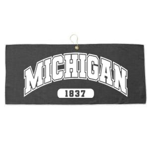 Michigan Collegiate Style 1837 Large Microfiber Waffle Golf Towel