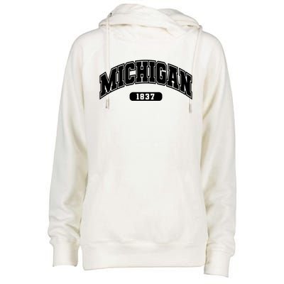 Michigan Collegiate Style 1837 Womens Funnel Neck Pullover Hood