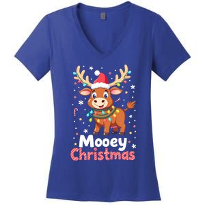 Mooey Christmas Santa Farmer Merry Highland Cow Christmas Gift Women's V-Neck T-Shirt