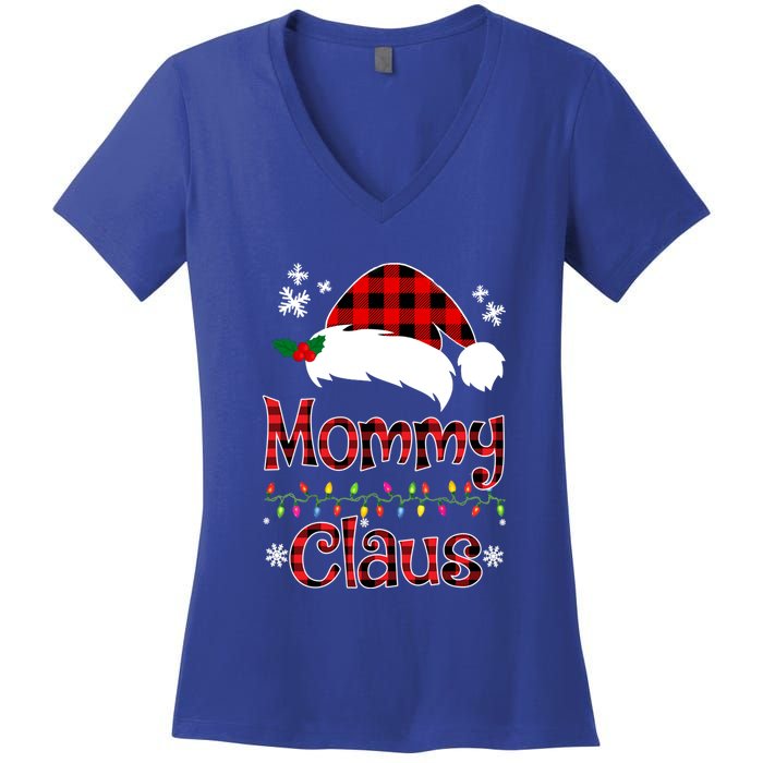 Mommy Christmas Santa Claus Red Plaid Gift Mommy Claus Cool Gift Women's V-Neck T-Shirt