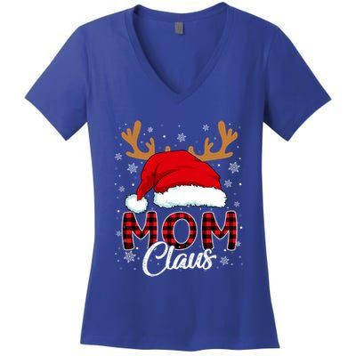 Mom Claus Santa Hat Reindeer Red Plaid Matching Family Xmas Gift Women's V-Neck T-Shirt
