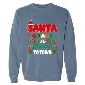 Merry Christmas Santa Claus Coming To Town Retro Xmas Lights Gift Garment-Dyed Sweatshirt