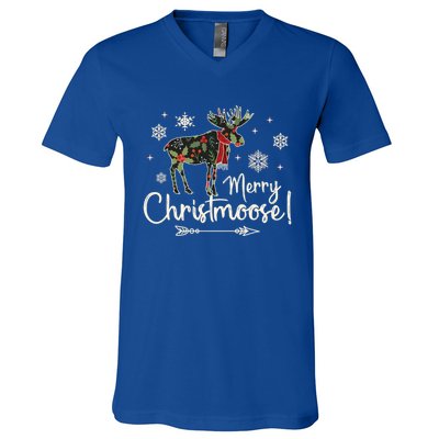 Merry Christmoose Vintage Christmas Moose Holly Snowflakes Gift V-Neck T-Shirt