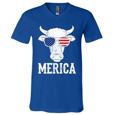 Merica Cow With Sunglasses Us Flag Patriotic Rancher Gift Great Gift V-Neck T-Shirt