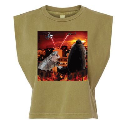 Moo Deng And Pesto Battle Garment-Dyed Women's Muscle Tee