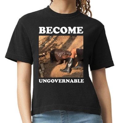 Moo Deng Become Ungovernable Comfort Colors Boxy T-Shirt