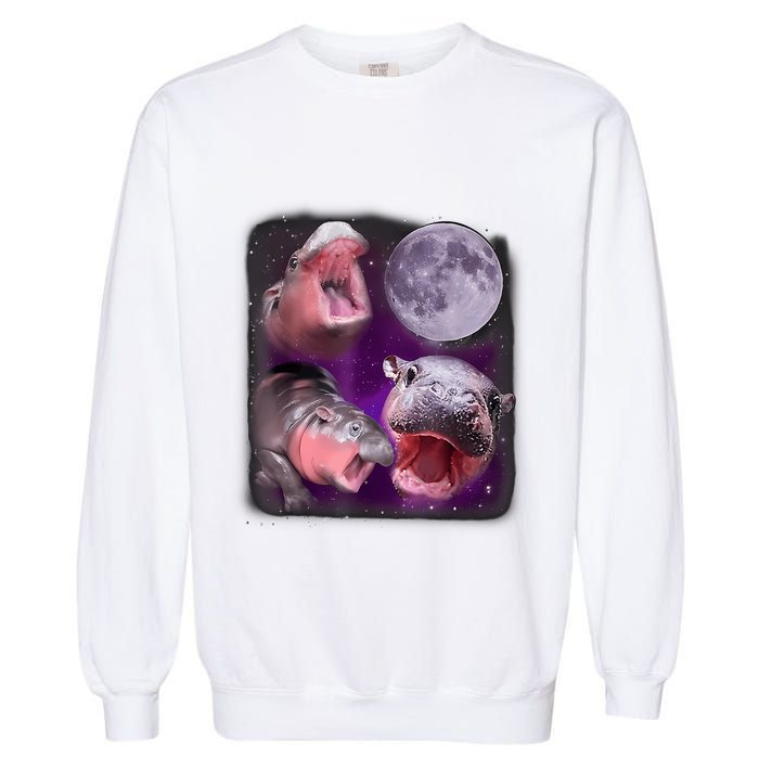 Moo Deng Bouncy Pig In Thai Picture Howling Under The Moon Garment-Dyed Sweatshirt
