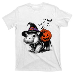 Moo Deng Bouncy Pig Moo Deng Halloween Funny Hippo With Pumpkin Witch Hat T-Shirt