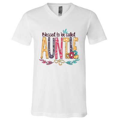 Mothers Day Gift Blessed To Be Called Auntie V-Neck T-Shirt