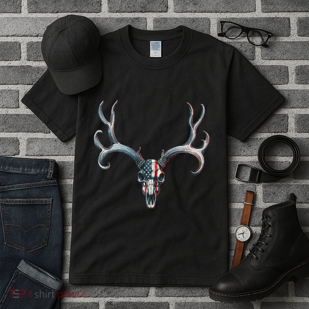 Mule Deer Hunting American Flag On Buck Skull Tall T-Shirt