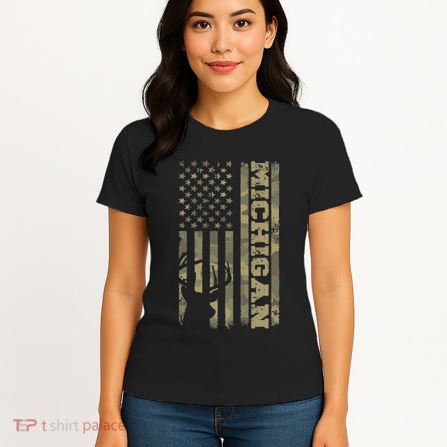 Michigan Deer Hunter Vintage Deer Hunting Camo Usa Flag Womens T-Shirt