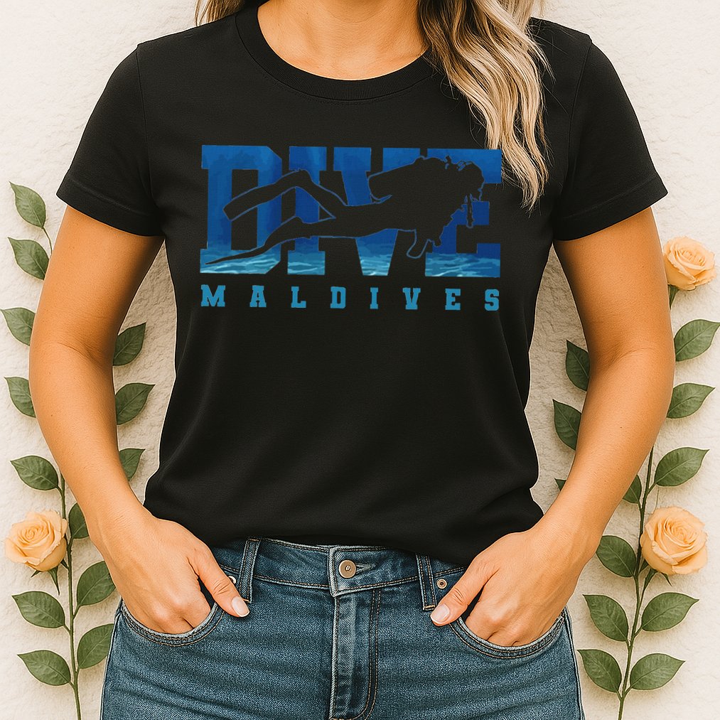 Maldives Diver Souvenir Gift Womens T-Shirt