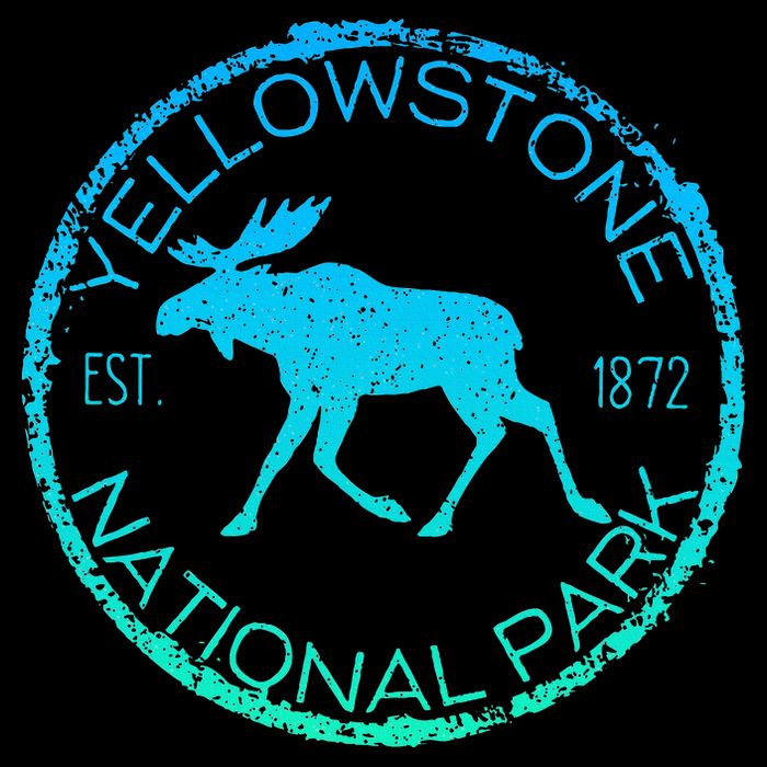 Moose Design Yellowstone National Park Souvenir HikerS Cooling Performance Crew T-Shirt