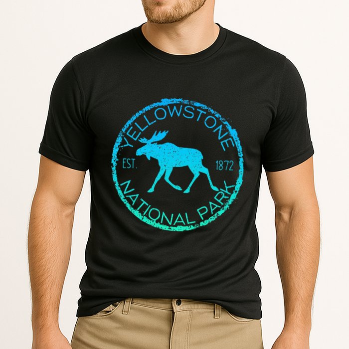 Moose Design Yellowstone National Park Souvenir HikerS Cooling Performance Crew T-Shirt
