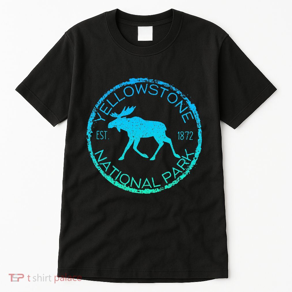 Moose Design Yellowstone National Park Souvenir HikerS Tall T-Shirt