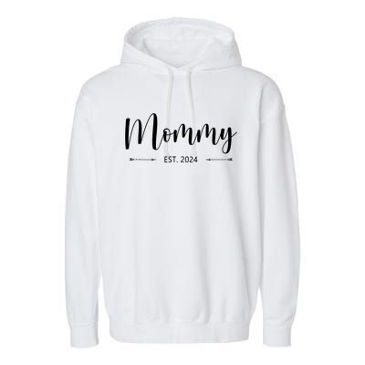 Mommy Est 2024 Promoted To Mom 2024 Mothers Day New Mom Garment-Dyed Fleece Hoodie