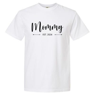 Mommy Est 2024 Promoted To Mom 2024 Mothers Day New Mom Garment-Dyed Heavyweight T-Shirt