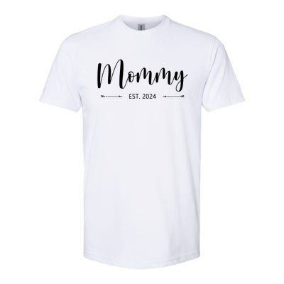 Mommy Est 2024 Promoted To Mom 2024 Mothers Day New Mom Softstyle CVC T-Shirt