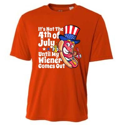 Mens Funny 4th Of July Hot Dog Wiener Comes Out Adult Humor Gift Cooling Performance Crew T-Shirt