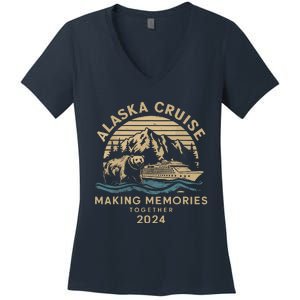 Matching Family Friends And Group Alaska Cruise 2024 Women's V-Neck T-Shirt