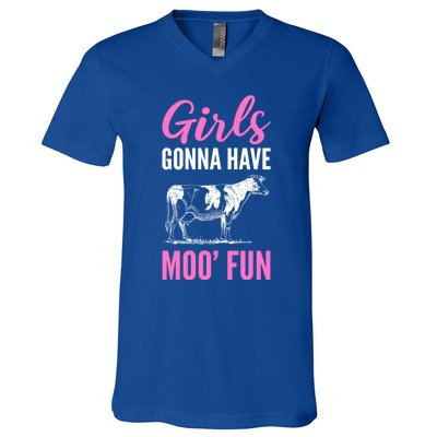 Moo Fun Farmhands Cool Gift V-Neck T-Shirt