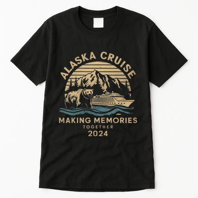 Matching Family Friends And Group Alaska Cruise 2024 Tall T-Shirt