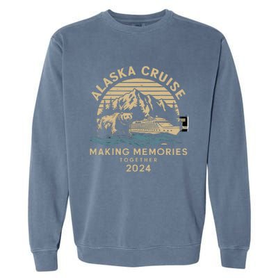 Matching Family Friends And Group Alaska Cruise 2024 Garment-Dyed Sweatshirt