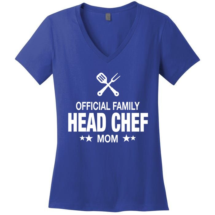 Mom Family Head Chef Great Gift Funny Cooking Mom Gift Women's V-Neck T-Shirt