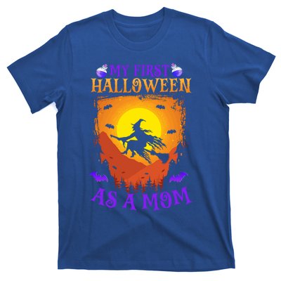 My First Halloween As A Mom New Mother Mom To Be Halloween Gift T-Shirt