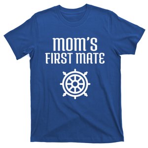 Mom's First Mate Boating Boat Sailor Boat Sailing Captain Gift T-Shirt