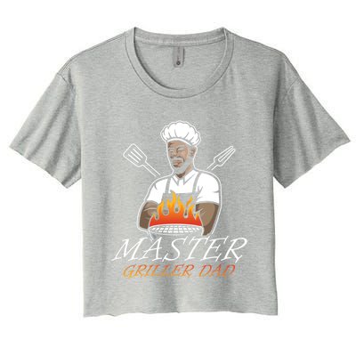 Master Griller Dad Grill Pan Decor Foodie Father's Day Cool Gift Women's Crop Top Tee