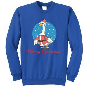 Merry Goosemas Funny Xmas Pun Santa Goose Lover Christmas Cool Gift Sweatshirt