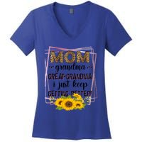 Mom Grandma Greatfunny Giftgrandma I Just Keep Getting Better Leopard Gift Women's V-Neck T-Shirt