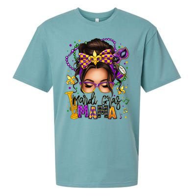 Mardi Gras Mama Messy Bun Mardi Gras Queen Carnaval Sueded Cloud Jersey T-Shirt