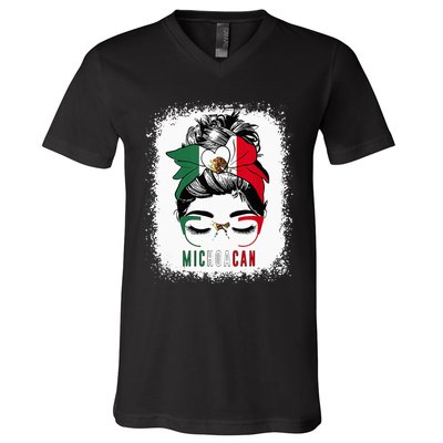 Michoacan Girl Messy Bun Bandana And Glasses Mexico Mexican V-Neck T-Shirt